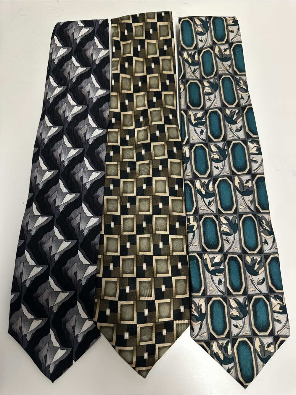 Vintage Geometric Designer Brands Men’s Bundle 100% Silk Woven Ties